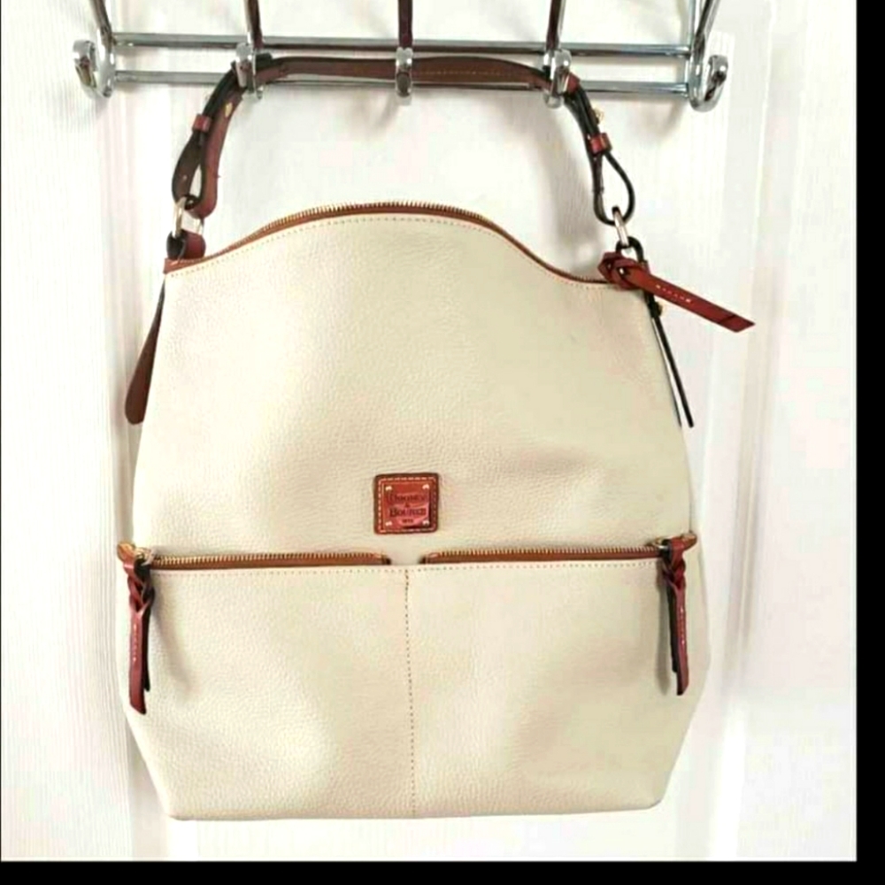 Dooney and Bourke Medium Dillen Pocket Sac